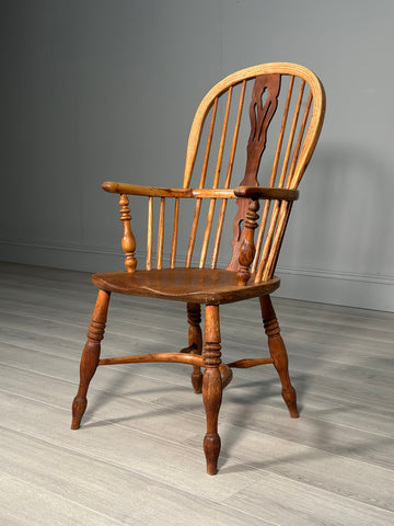 19th Century Elm Windsor Chair