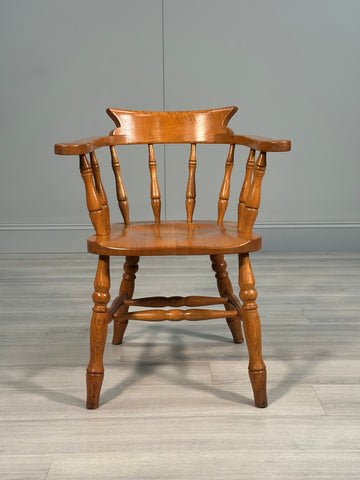 Antique Oak Captain’s Chair C.1910