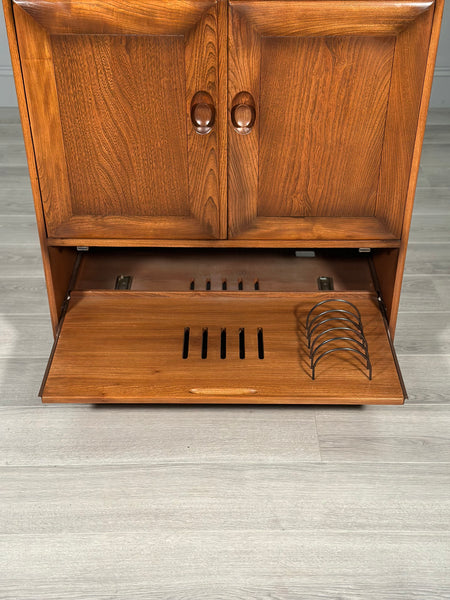 Vintage Ercol 845 Tv Cabinet