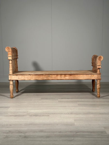 Vintage Pine Daybed
