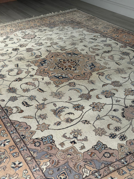 Large Vintage Country House Rug