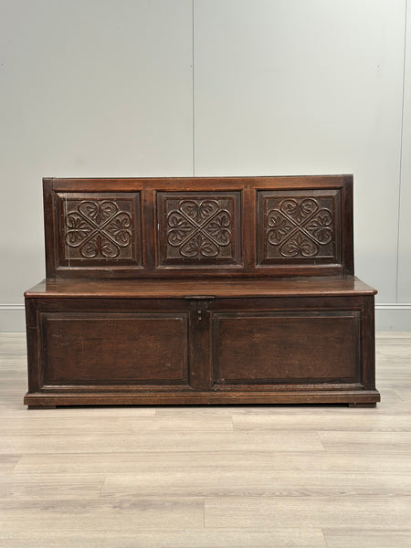 17th Century Oak Settle