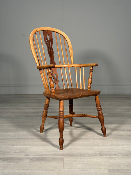 19th Century Elm Windsor Chair