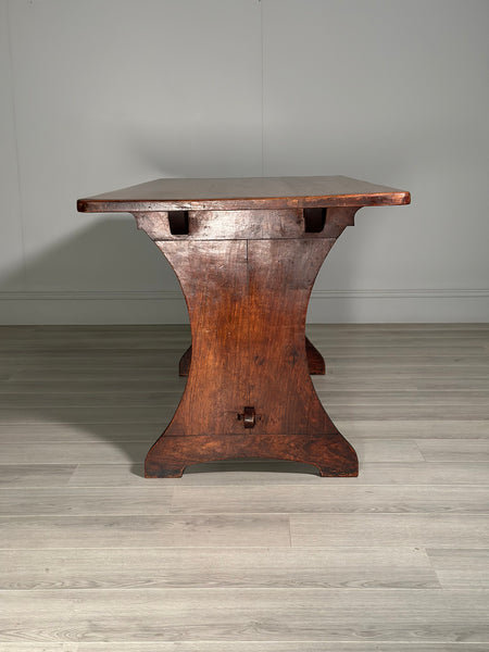 Arts And Crafts Mahogany Dining Table c.1900