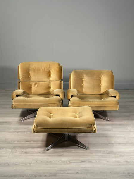 Howard Keith His And Hers Kohinoor Armchair’s And Footstool