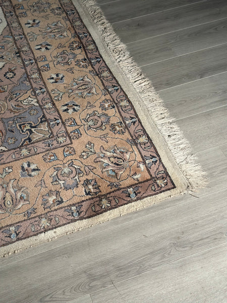 Large Vintage Country House Rug