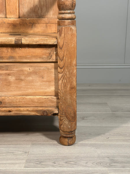 Victorian Pine Settle C.1860