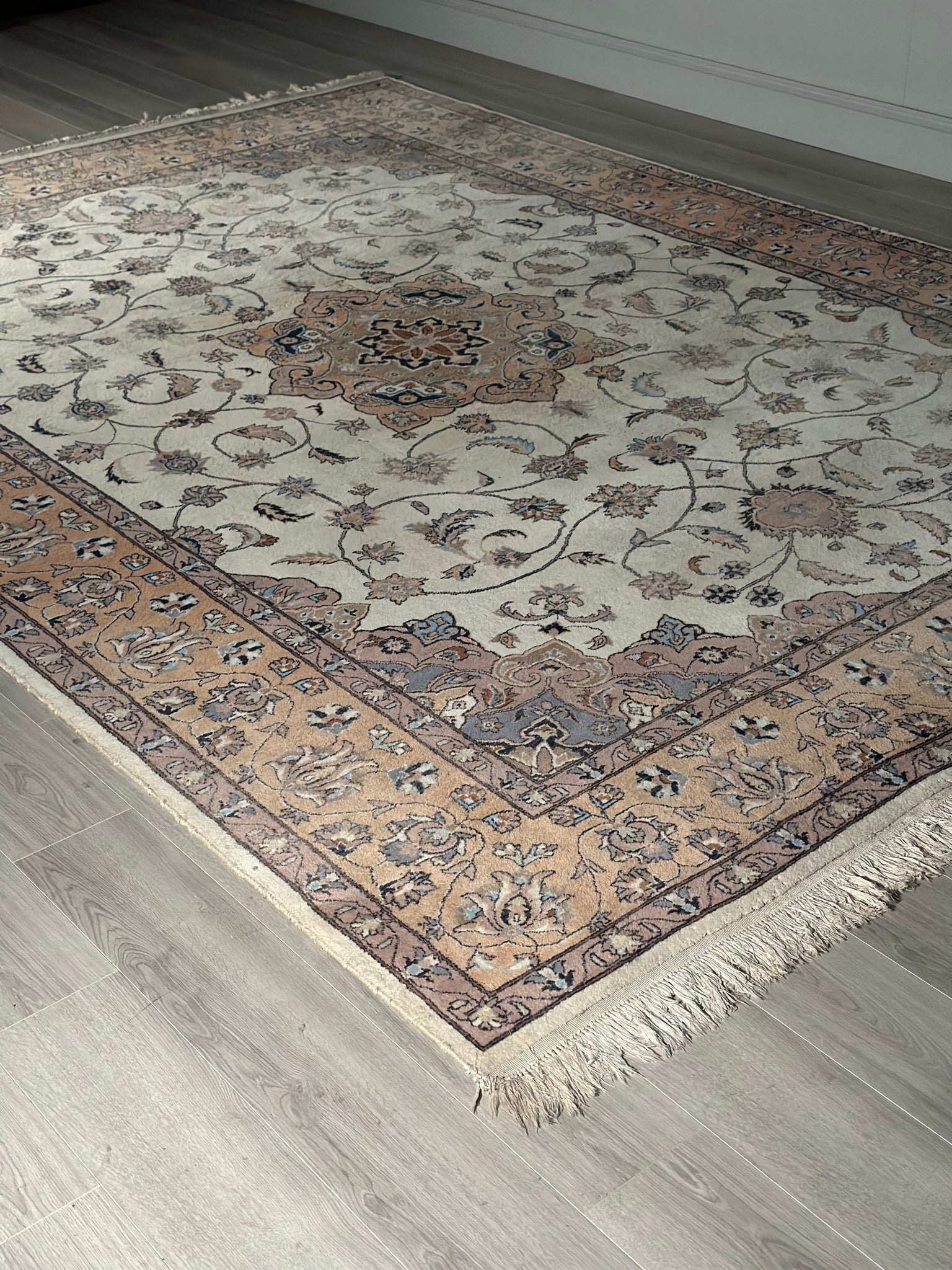 Large Vintage Country House Rug