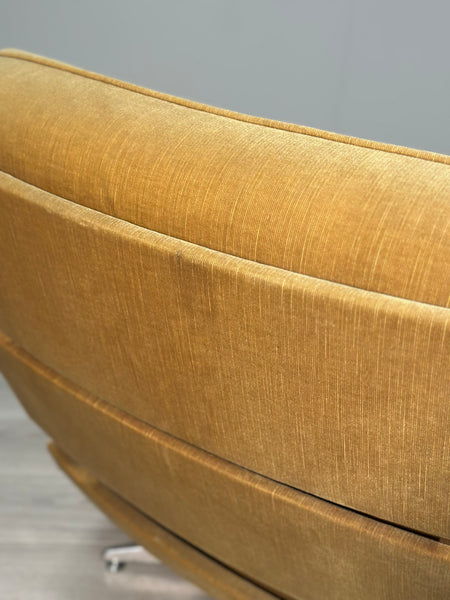 Howard Keith His And Hers Kohinoor Armchair’s And Footstool