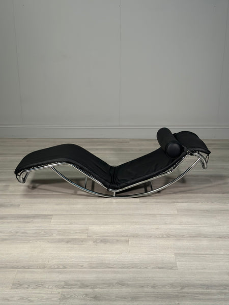 20th Century Le Corbusier Style Chaise Lounge