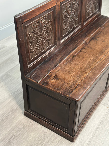 17th Century Oak Settle