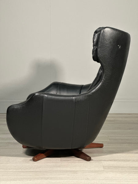Parker Knoll Statesman Armchair C.1960