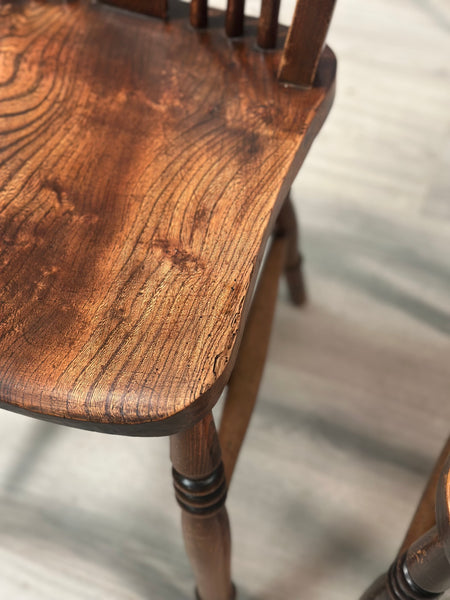 A Set of 6 19th Century Wheelback Dining Chairs