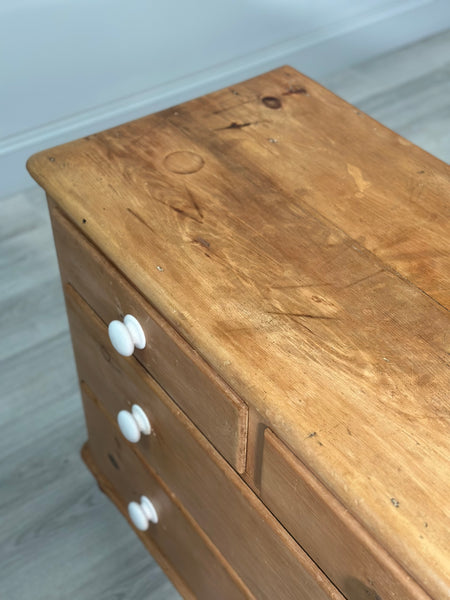 Victorian Pine Chest Of Drawers