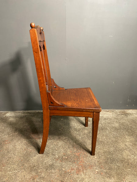 Set Of 6 Late Victorian Gothic Pitch Pine Church Chairs Including Carver Chair