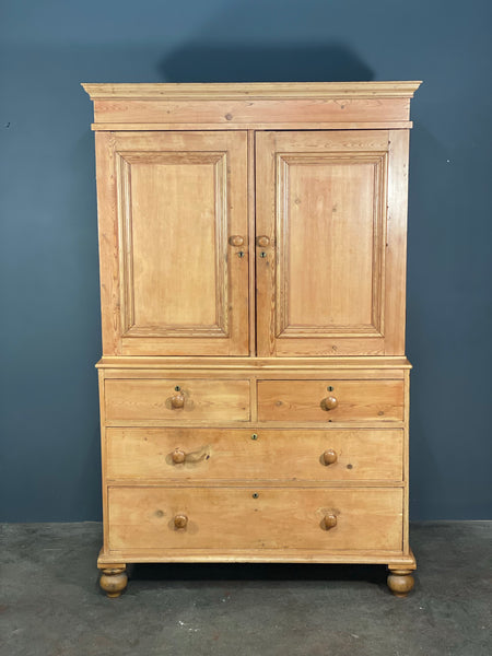 Victorian Pine Linen Press
