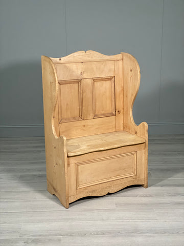 Small Vintage Pine Settle