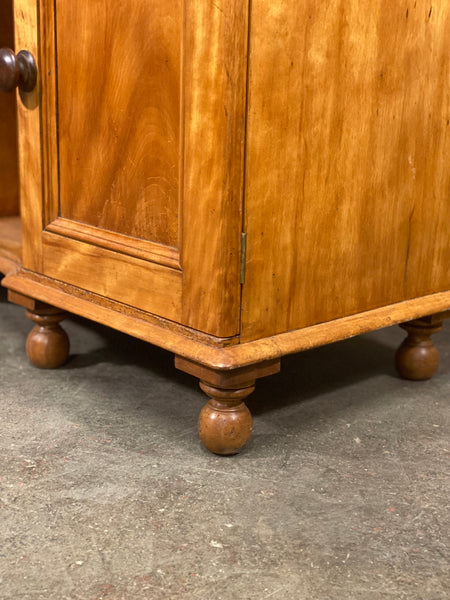 Victorian Satinwood Sideboard Dresser