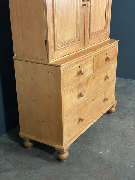 Victorian Pine Linen Press