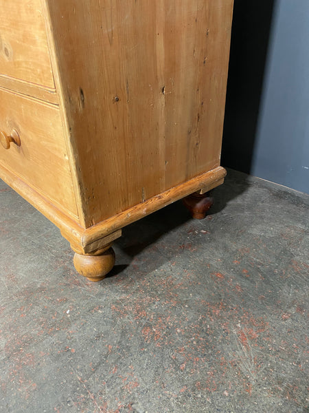 Victorian Pine Linen Press