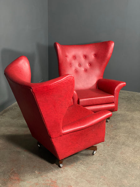 A Pair Of G Plan 6250 Reclining Chairs