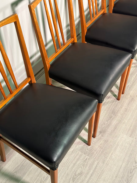 A Set Of 8 Gordon Russell Teak Dining Chairs