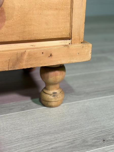 19th Century Pine Chest Of Drawer’s