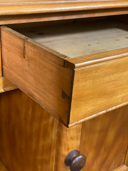 Victorian Satinwood Sideboard Dresser