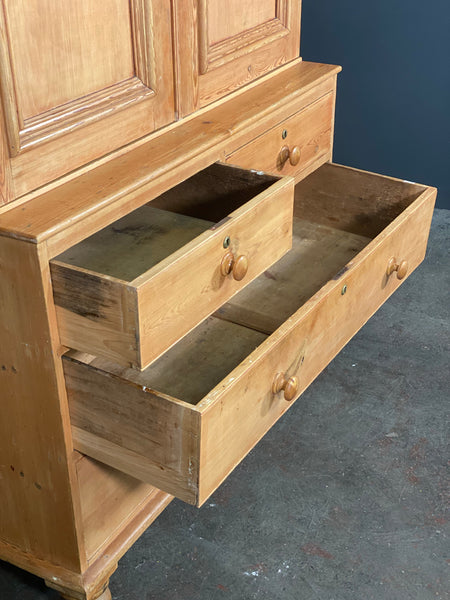 Victorian Pine Linen Press