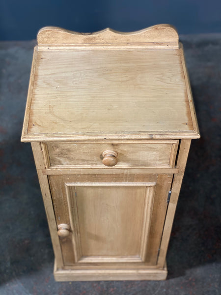 Pair Of Early 20th Century Pine Bedside Cabinets