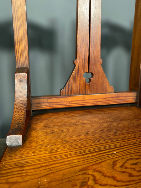 Set Of 6 Late Victorian Gothic Pitch Pine Church Chairs Including Carver Chair