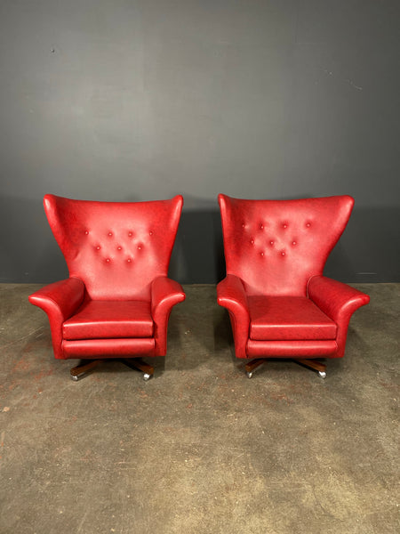 A Pair Of G Plan 6250 Reclining Chairs