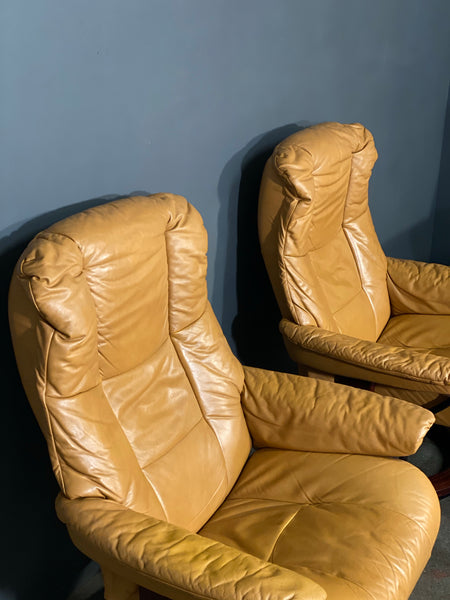 Ekornes Stressless Leather Recliner Suite In Tan